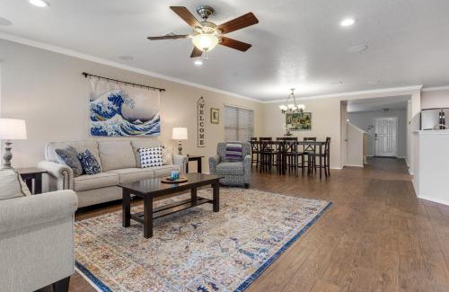 San Antonio House | Ride the Wave