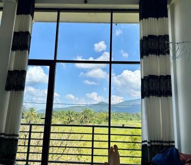 Dambulla House | Ridge Boundary View