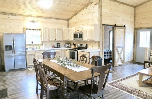 Nelsonville Cabin | Ridgetop Views, Hot Tub, and fenced in yard for pets!