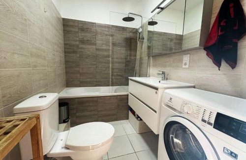 Imanta Apartment | Riga Cozy Getaway - Near Airport