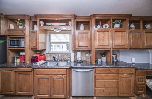 Midland House | Right At Home-Midland Clermont House w/Pool and Billiards