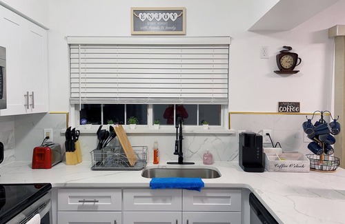 Dover House | Right in the center of everywhere in Dover