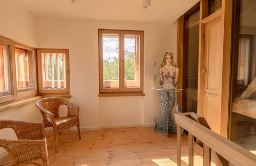 Rabenkirchen-Faulueck House | Right on the Schleiufer