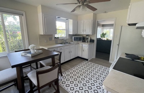 Lewiston House | Right on the River! walking to town/artpark/docks