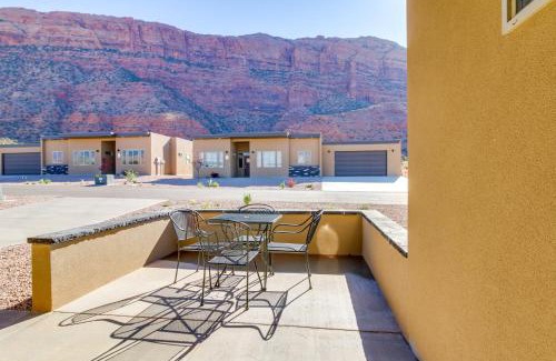 Moab South Valley House | Rim View 4