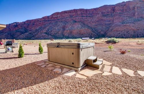 Moab South Valley House | Rim View 6