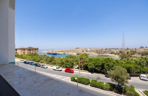 Kalkara Apartment | Rinella beach house