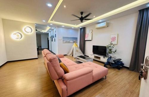 Sekudai Villa | Rini residences 整栋双层排楼适合全家大小居住周边商店商场林立