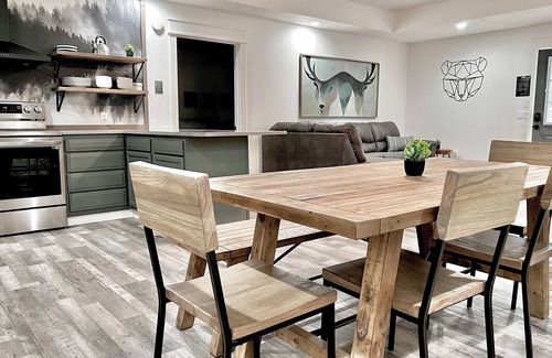 Murfreesboro Cabin | Rise & Shine. then head to the Diamond mine!