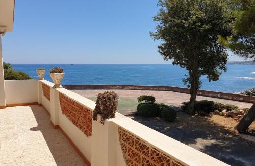 Costa Saracena-Castelluccio Apartment | Rising Moon A