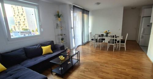 Brinje Apartment | Rita
