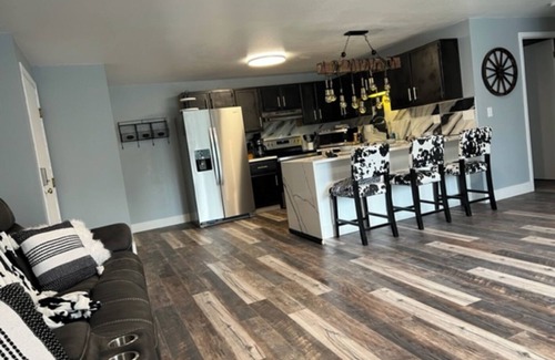 Appleton Apartment | Ritchie’s Residences at Kensington, Cowchella