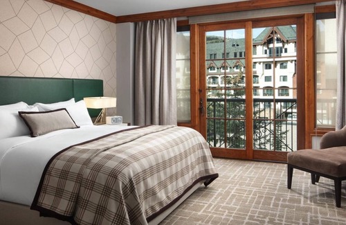 Vail Resort | Ritz-Carlton Club, Vail, 2 Bedroom, Balcony, Fireplace, Sleeps 6, March 8-10