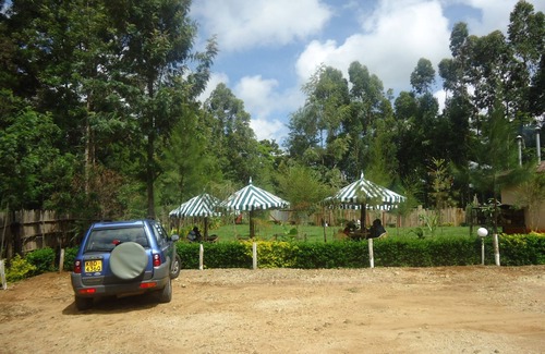 Meru Hotel | River Bank Hotel