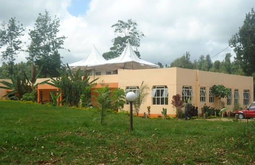 Meru Hotel | River Bank Hotel