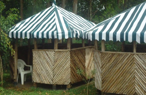 Meru Hotel | River Bank Hotel