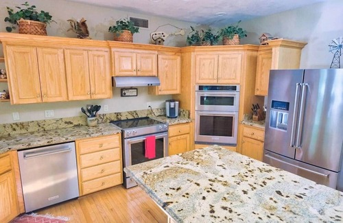 Irwin House | River Bend Retreat