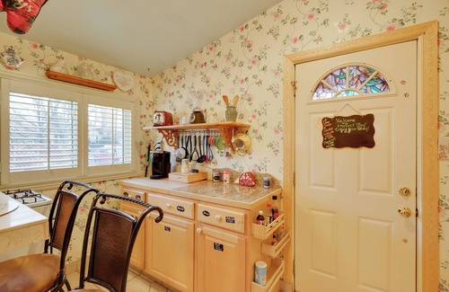 Downtown Reno Apartment | 'river Cottage' Near Dtwn Reno! 26 Mi to Mt Rose