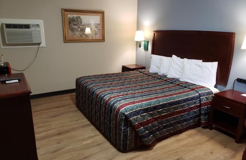 Crump Hotel | River Heights Motel