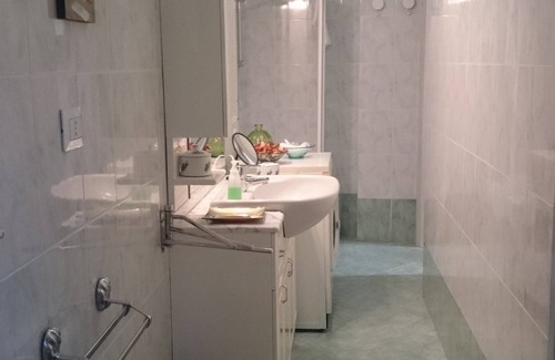 Madonna del Pilone House | River House Apartment Turin