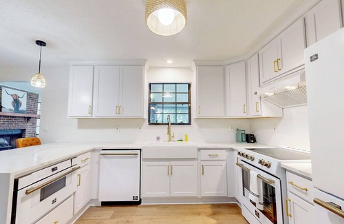 St. Augustine House | River House Retreat