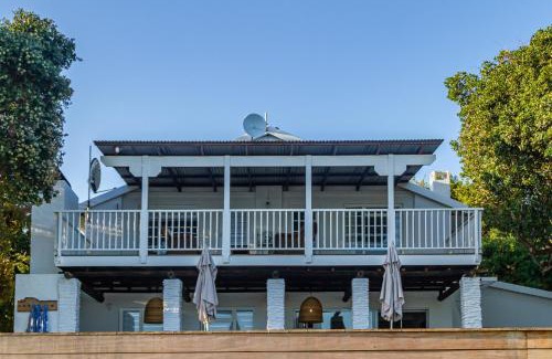 Plettenberg Bay Apartment | River House