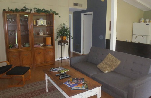 New Braunfels Cottage | River, Lake and Lovers...just two blocks from the River! NEW LOWER RATES!!