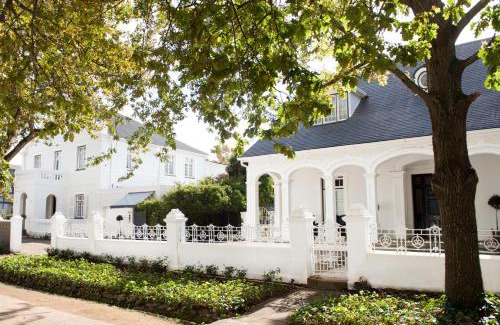 Stellenbosch Central Hotel | River Manor Boutique Hotel by The Living Journey Collection