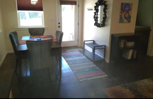 Jamestown Apartment | River Mountain Getaway-private, large, in- law apt