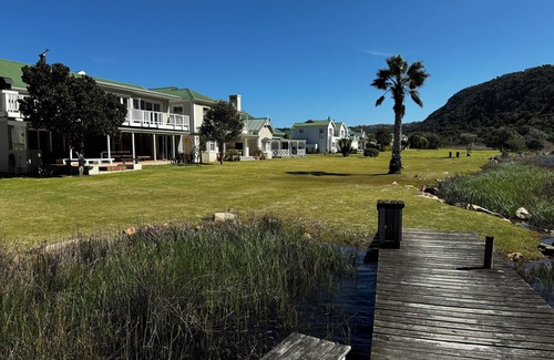 Plettenberg Bay House | River, Mountain, and Sea Escape - Charming 4-bedroom house in Plettenberg Bay.