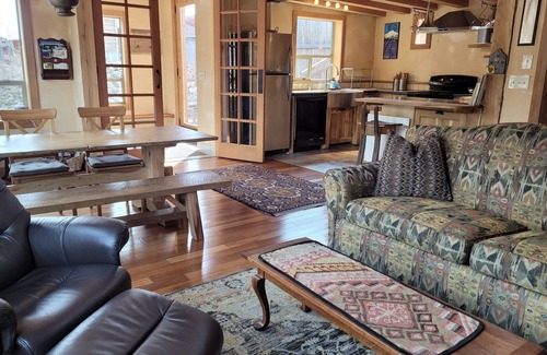 Winthrop House | River Nest-Winthrop Home on the Methow River, Minutes from Downtown!