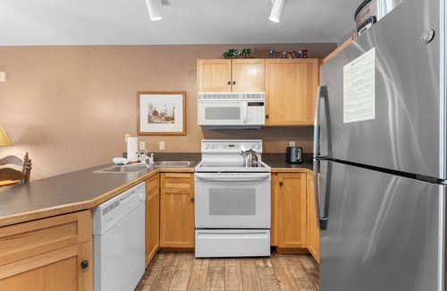 River Run Condo | River Run Condo, Mountain Views, Short Walk to Lifts/Shops/Dining