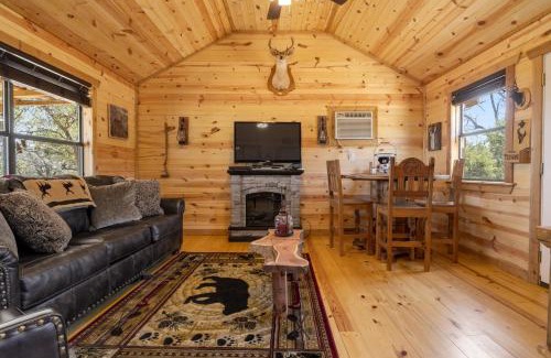 Fredericksburg House | River's Sky View Lodge