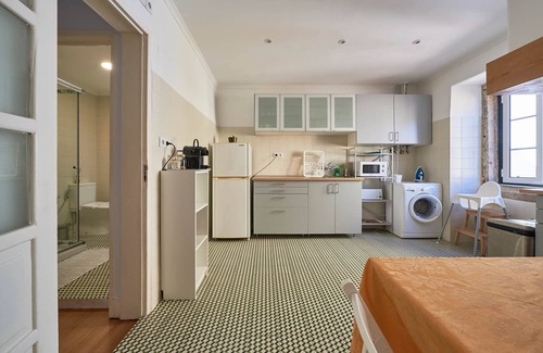 Alfama House | River View Aesthetic Apartment - Historical Lisbon