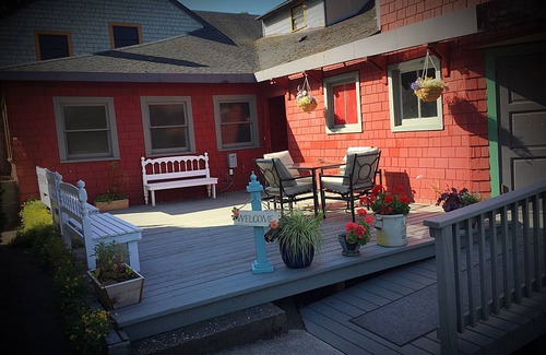 Carrolls House | River View Apartment and Event Space