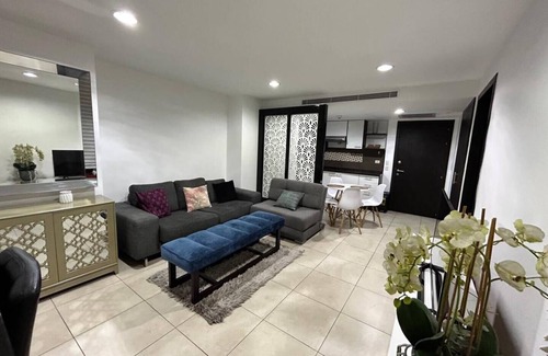Guayaquil Apartment | River view suite in Pto Santana