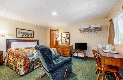 Lincoln Hotel | Riverbank Connecting Rooms 3 & 5