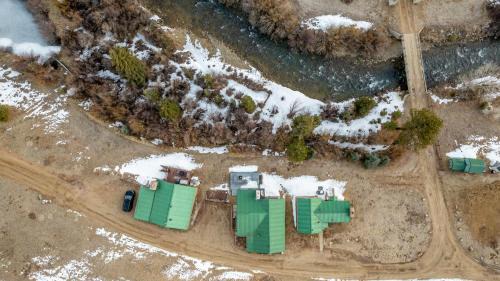 Bailey House | Riverfront Cabin W Pool Access & Bbq