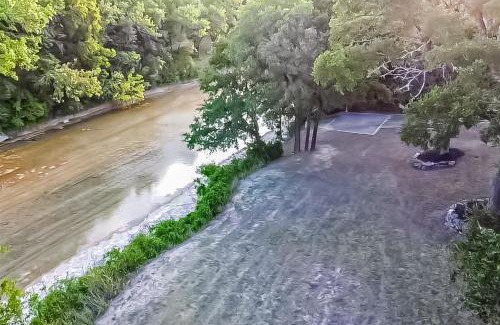 Liberty Hill House | Riverfront Oasis