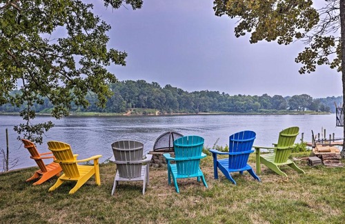 Kinsale House | Riverfront Paradise with Hot Tub and Pool in Kinsale!