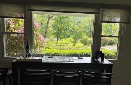 West Cornwall Cottage | Riverfront Paradise with Stylish Cottage