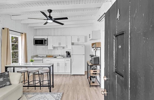 Northeast Miami Apartment | Riverfront Urban Serenity Manatee Wildlife!