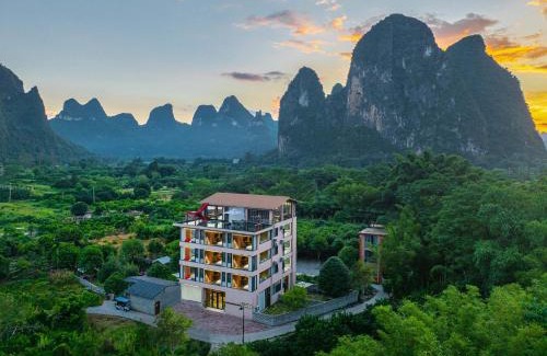 Yangshuo Hotel | Riverside Bamboo Frest Hotel
