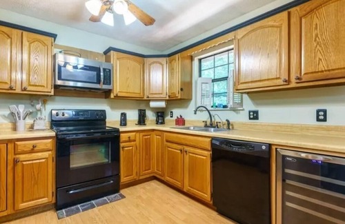 Sevierville Cabin | Riverside Dreamin