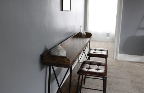 Melrose Park Apartment | Riverside Escape with Water Access in Auburn