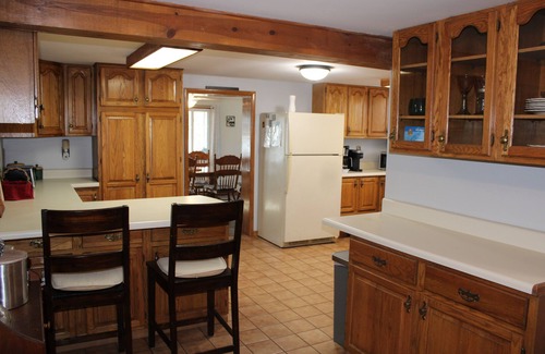 Town of Lysander House | Riverside Getaway - Spend Time with Family and Friends