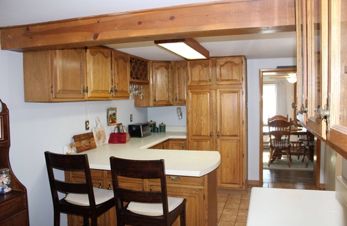 Town of Lysander House | Riverside Getaway - Spend Time with Family and Friends