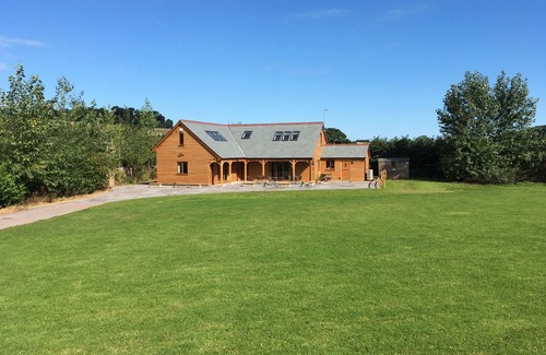 Old Cleeve Cottage | Riverside Lodge