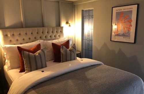 Tuckenhay House | Riverside Retreat