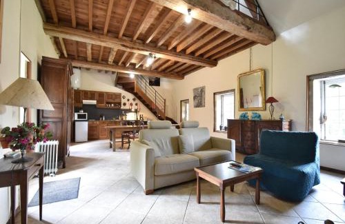 Lantheuil House | Riverside Retreat in Lantheuil